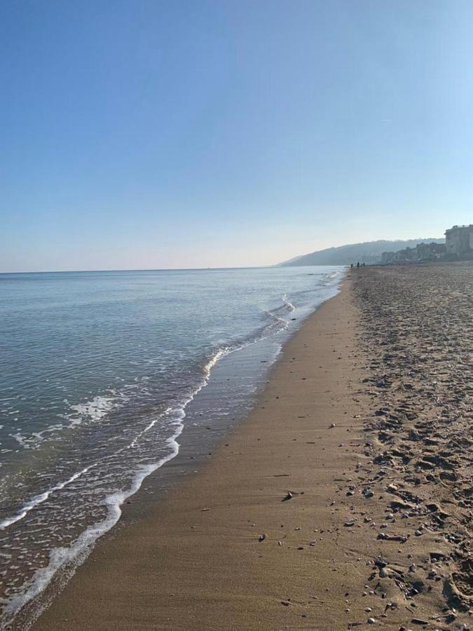 Soleil Levant Villers-sur-Mer Esterno foto